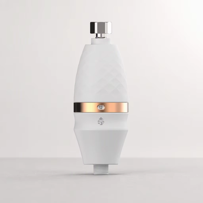 Filtre à eau de douche en plusieurs étapes avec élimination du chlore et débit de 16 L/min pour une peau plus saine