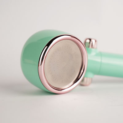 Pommeau de douche filtré par composé de bain de MSAP enlevant le filtre de chlore pour la douche