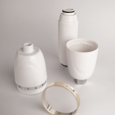 Accessoires terminaux de salle de bains de broc de filtre d'eau de revitalisation de filtre d'eau pour la douche fixe