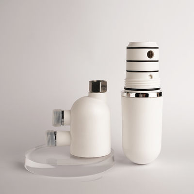 Filtre à échelle d'eau de conception spéciale pour toilettes intelligentes exemptes de chlore