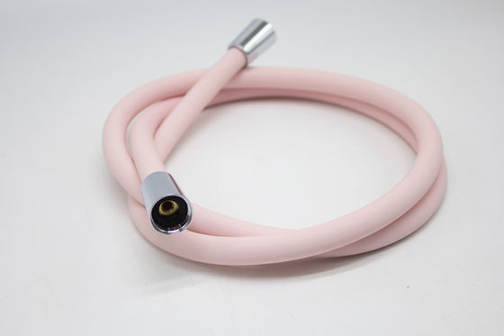 Tu sais, c'est un tuyau de douche en silicone sans rebondissement.