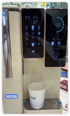 Distributeur d'eau de comptoir tout-en-un avec machine à glaçons et eau chaude et froide instantanée